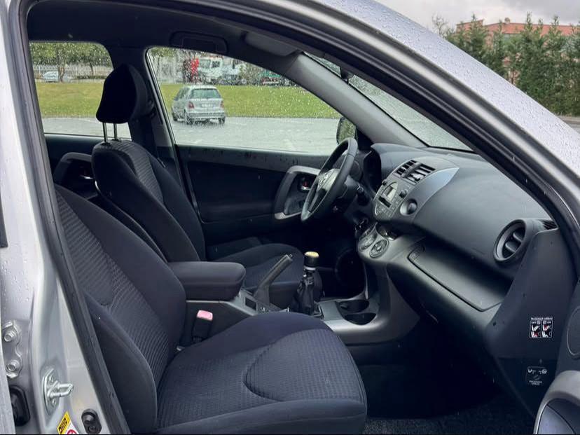 Toyota RAV4 2012 – Image 9