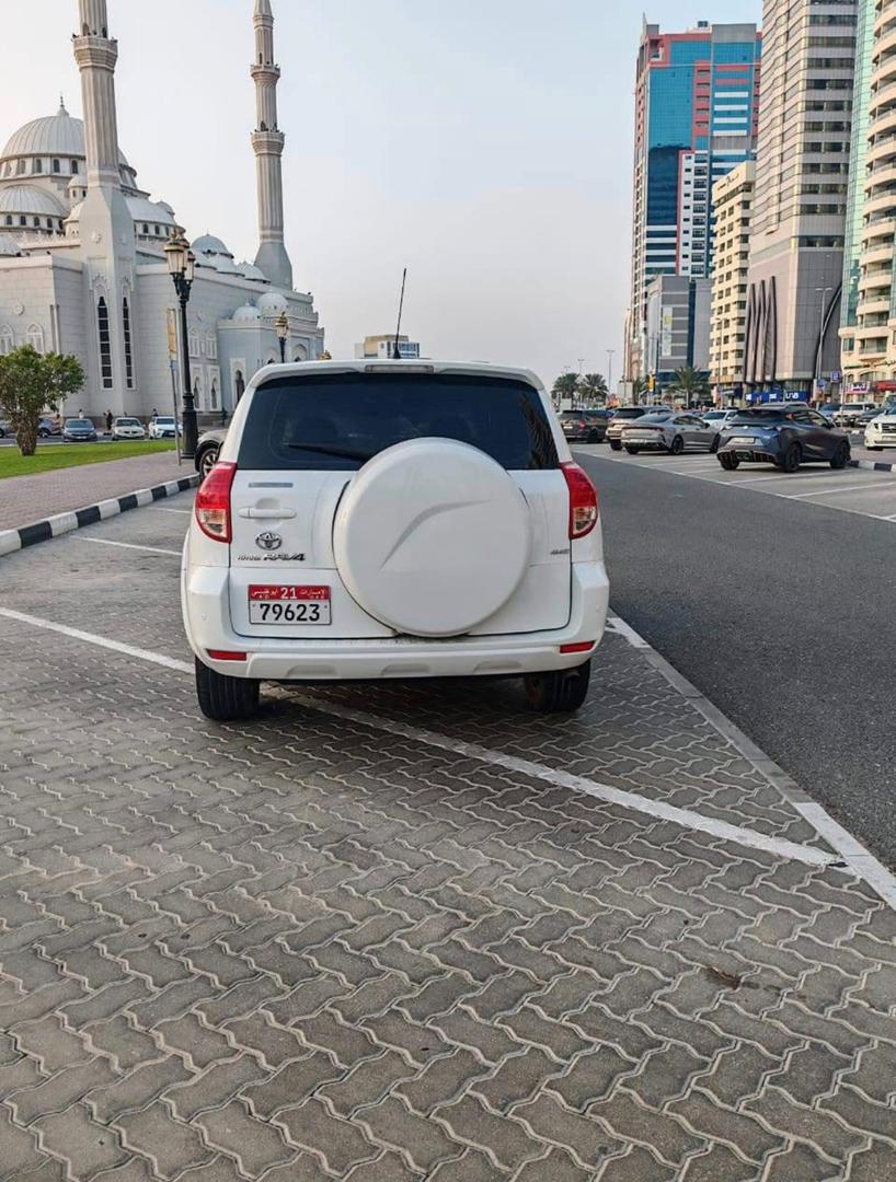 Toyota RAV4 Modèle : 2007 complet – Image 11